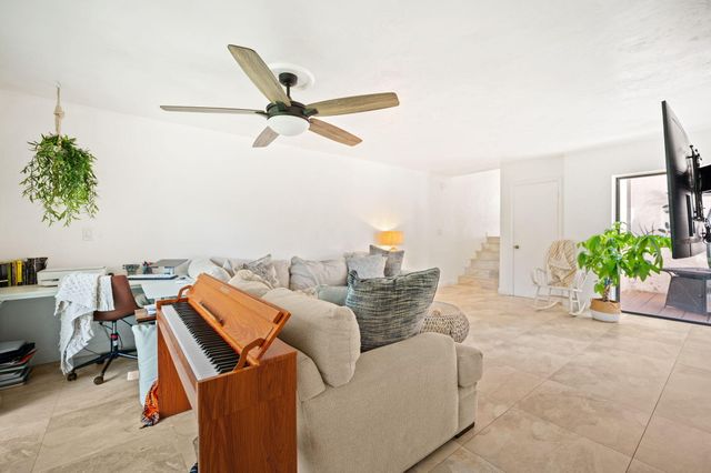 3407 Cherry Garden Circle 151, Lauderhill, FL 33319