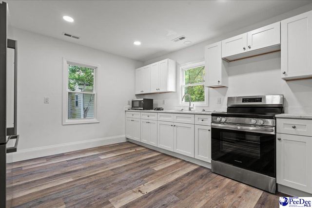 331 Marion Ave, Hartsville, SC 29550