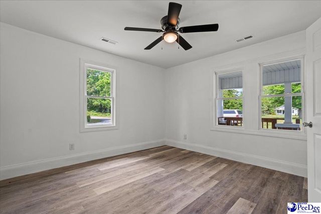 331 Marion Ave, Hartsville, SC 29550