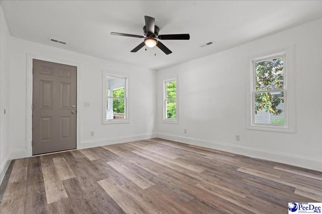 331 Marion Ave, Hartsville, SC 29550