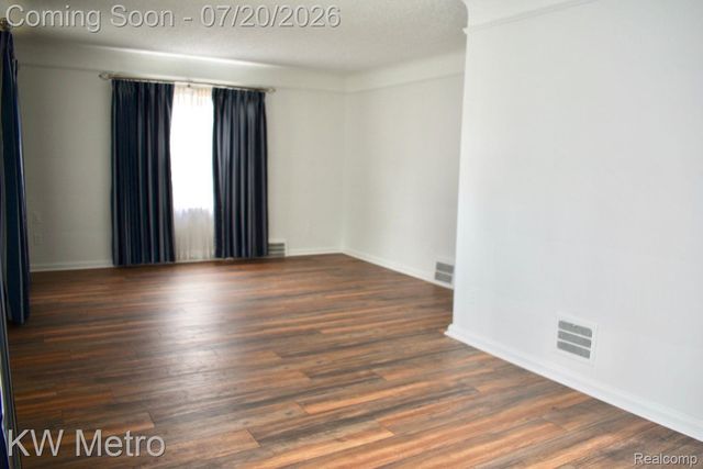 619 N ELIZABETH Street, Dearborn, MI 48128