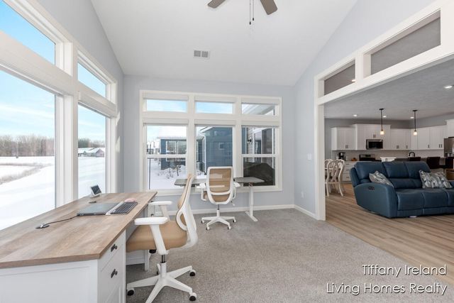 2911 Isle Grand Drive NE, Belmont, MI 49306