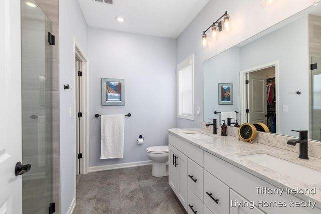 2911 Isle Grand Drive NE, Belmont, MI 49306