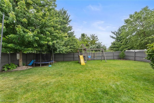 5291 Stonehurst Drive, Brunswick, OH 44212