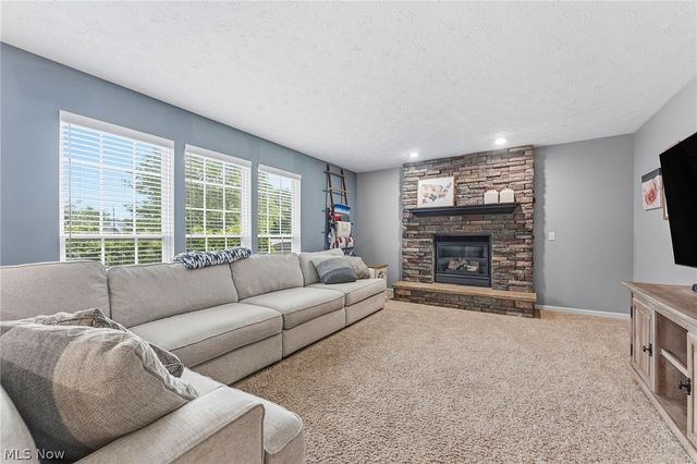 5291 Stonehurst Drive, Brunswick, OH 44212