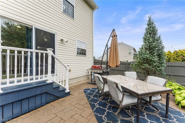 5291 Stonehurst Drive, Brunswick, OH 44212