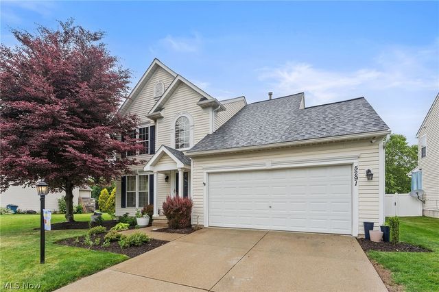 5291 Stonehurst Drive, Brunswick, OH 44212
