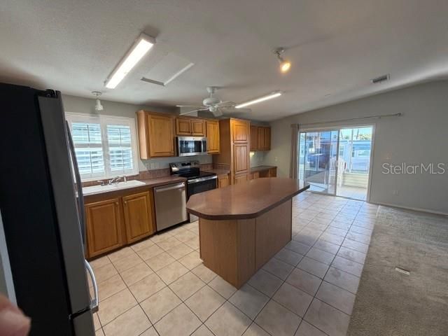 4851 W GANDY BOULEVARD B4L19, Tampa, FL 33611