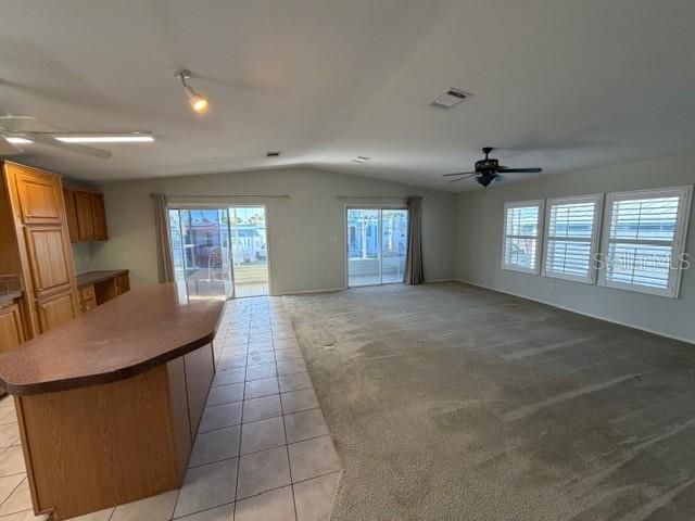 4851 W GANDY BOULEVARD B4L19, Tampa, FL 33611