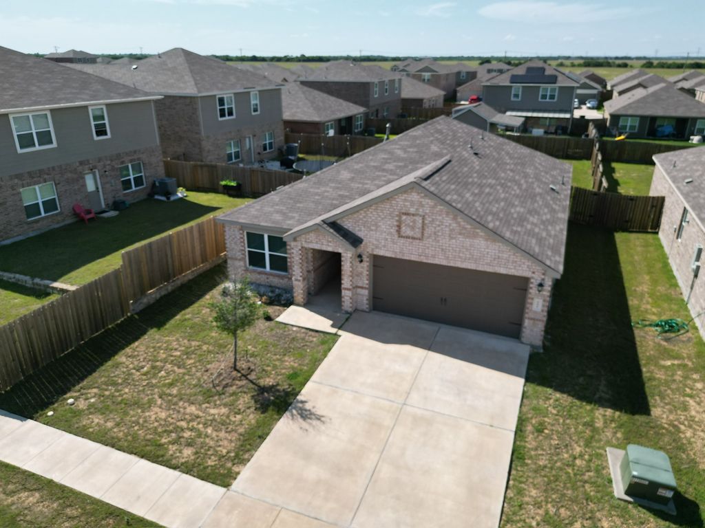132 Sammy Fowler Avenue, Venus, TX 76084