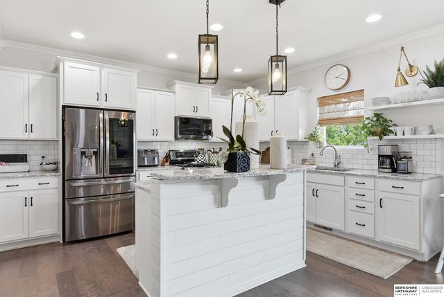 9009 N 171 Street, Bennington, NE 68007