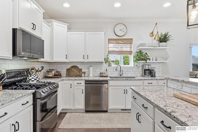 9009 N 171 Street, Bennington, NE 68007