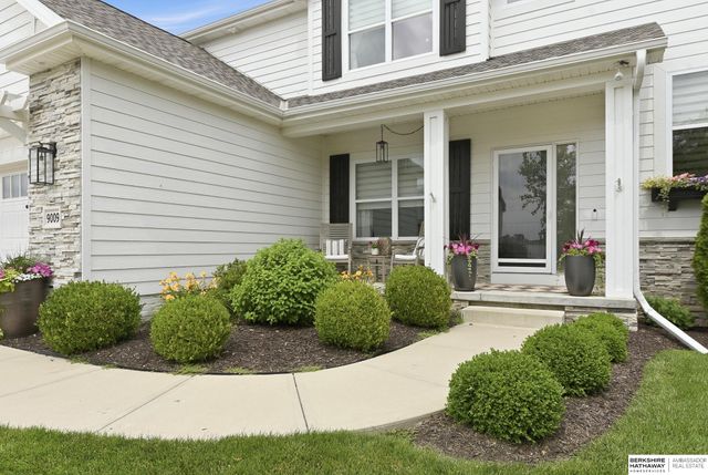 9009 N 171 Street, Bennington, NE 68007