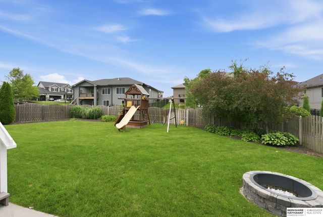 9009 N 171 Street, Bennington, NE 68007