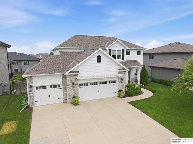 9009 N 171 Street, Bennington, NE 68007