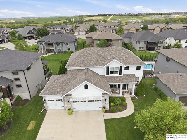 9009 N 171 Street, Bennington, NE 68007