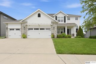 9009 N 171 Street, Bennington, NE 68007