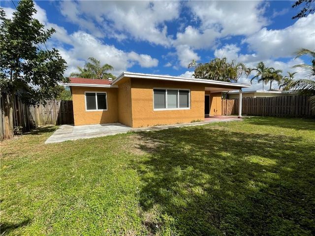 11420 NW 35th Street, Sunrise, FL 33323
