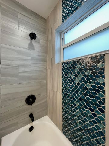 11420 NW 35th Street, Sunrise, FL 33323