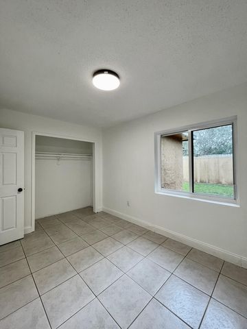 11420 NW 35th Street, Sunrise, FL 33323