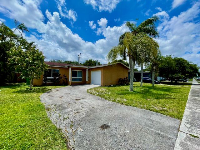 11420 NW 35th Street, Sunrise, FL 33323