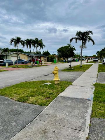11420 NW 35th Street, Sunrise, FL 33323
