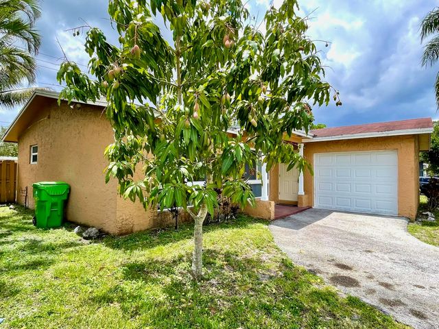 11420 NW 35th Street, Sunrise, FL 33323