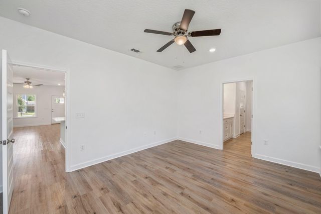 41 Spooner Street, Defuniak Springs, FL 32433