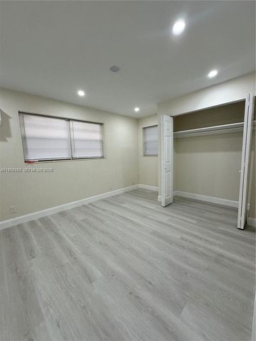 108 NW 3rd Ave, Hallandale Beach, FL 33009