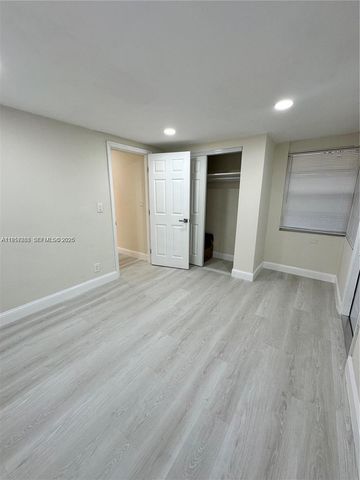 108 NW 3rd Ave, Hallandale Beach, FL 33009