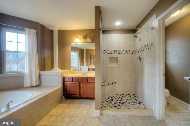 116 BLUE MEADOW LN, Sicklerville, NJ 08081