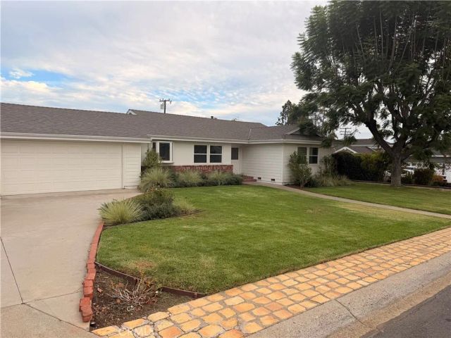 12772 Elizabeth, Tustin, CA 92780