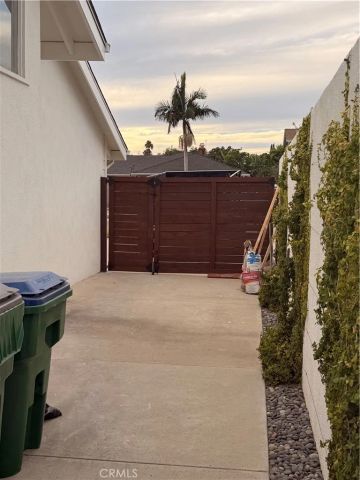 12772 Elizabeth, Tustin, CA 92780