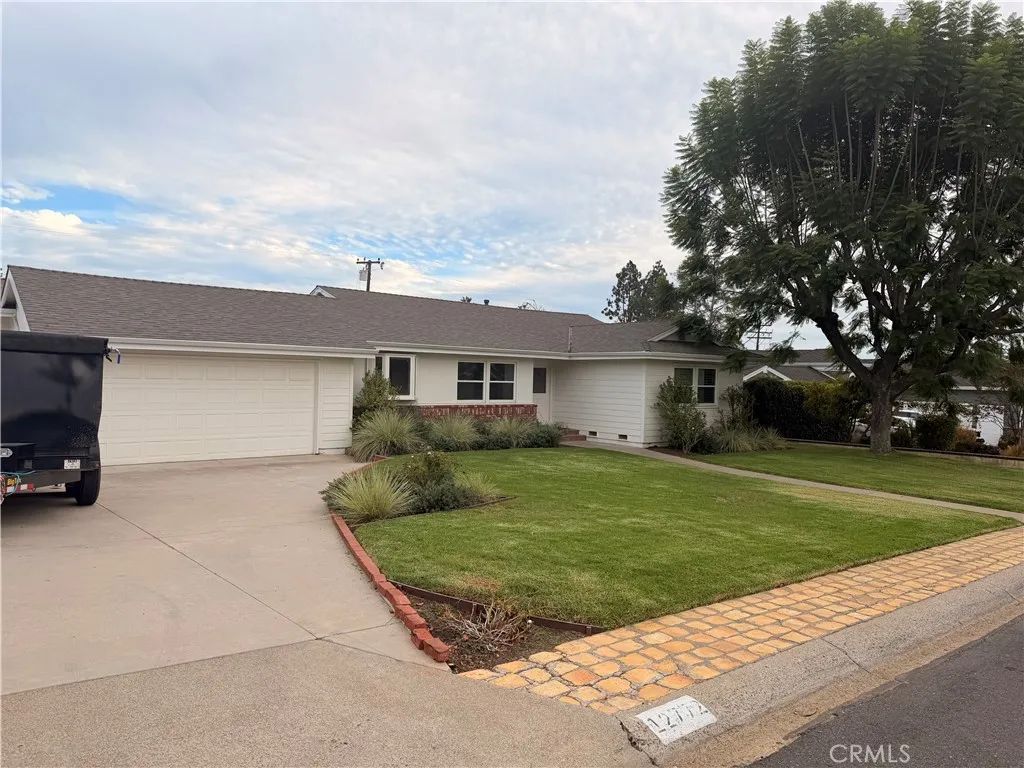 12772 Elizabeth, Tustin, CA 92780