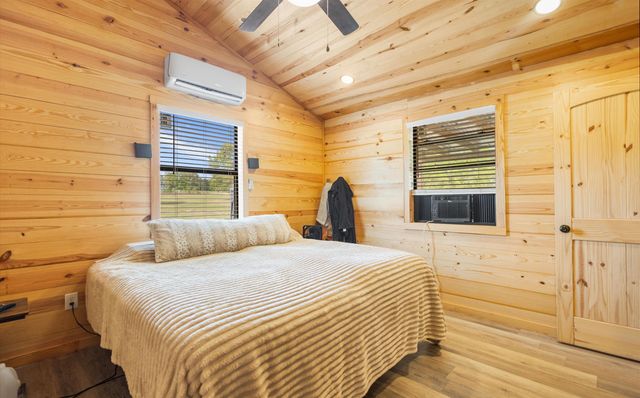 4166 W FM 13, Henderson, TX 75654