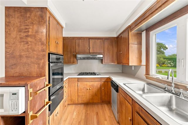 74 Isabella Avenue, Providence, RI 02908