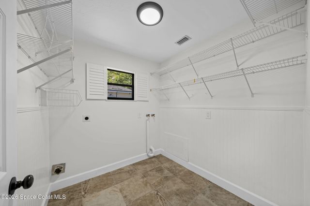 874 Tyrol Avenue NW, Palm Bay, FL 32907