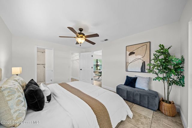 874 Tyrol Avenue NW, Palm Bay, FL 32907