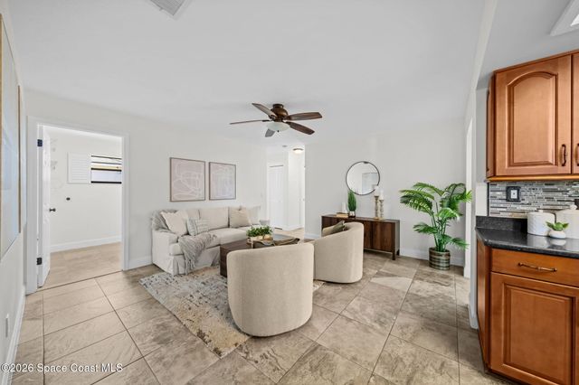 874 Tyrol Avenue NW, Palm Bay, FL 32907