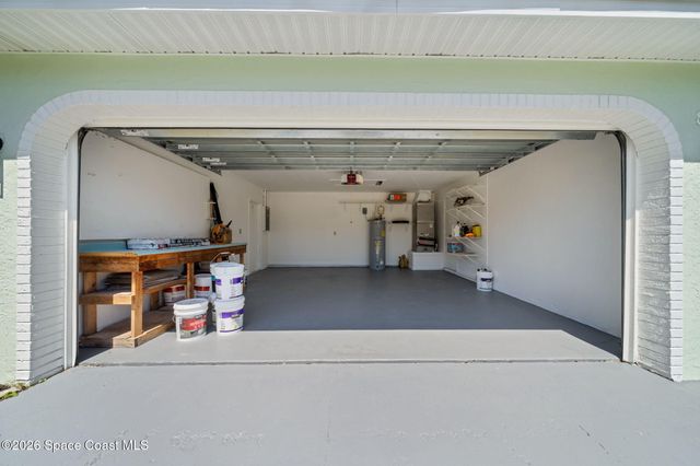 874 Tyrol Avenue NW, Palm Bay, FL 32907