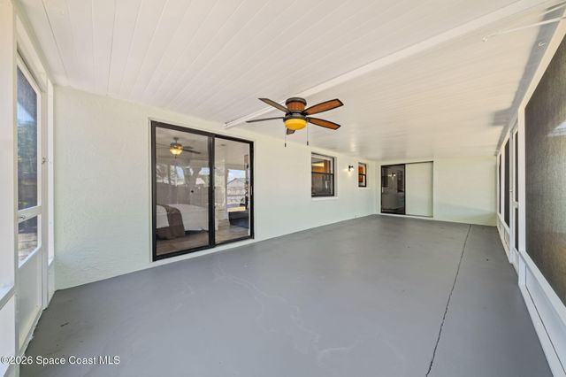 874 Tyrol Avenue NW, Palm Bay, FL 32907