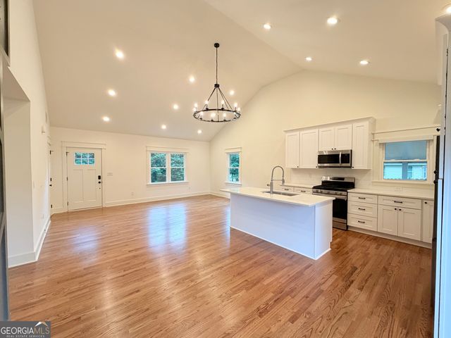 3300 Ridgecrest Road SE, Smyrna, GA 30080