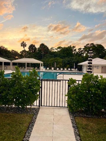 2001 N Ocean Boulevard 301, Boca Raton, FL 33431