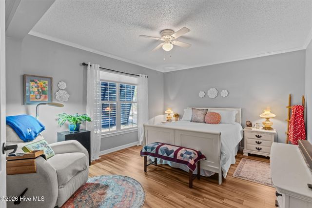 212 NE 33rd Street, Oak Island, NC 28465