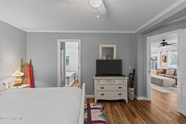 212 NE 33rd Street, Oak Island, NC 28465