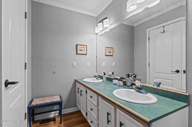 212 NE 33rd Street, Oak Island, NC 28465