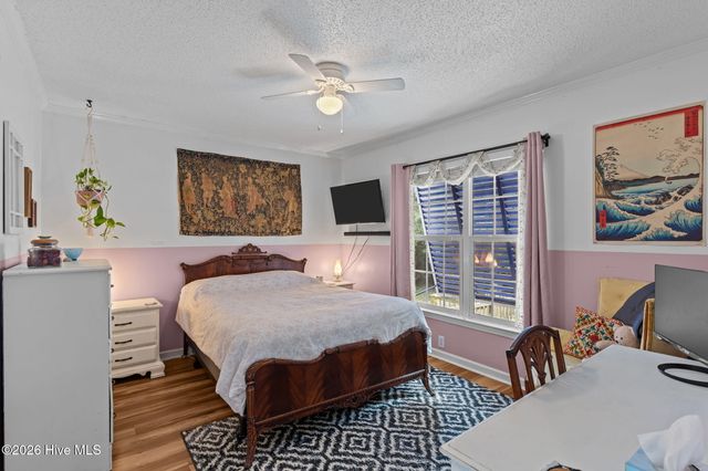 212 NE 33rd Street, Oak Island, NC 28465