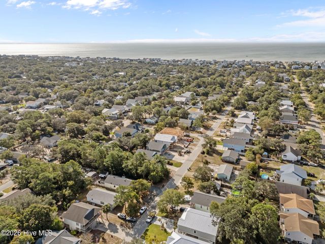 212 NE 33rd Street, Oak Island, NC 28465