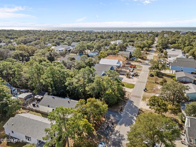 212 NE 33rd Street, Oak Island, NC 28465