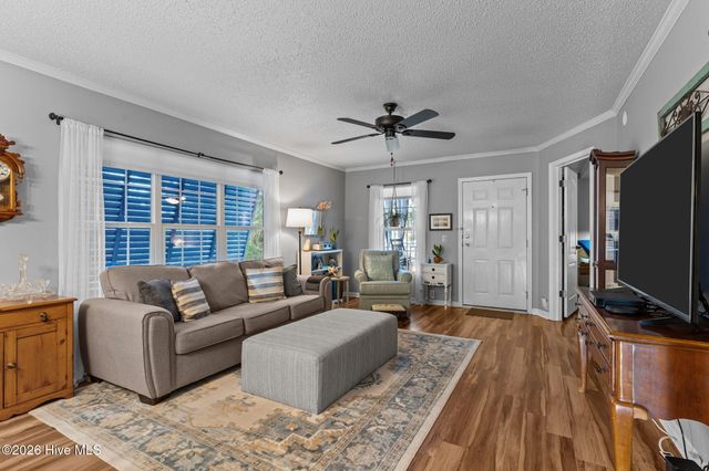 212 NE 33rd Street, Oak Island, NC 28465